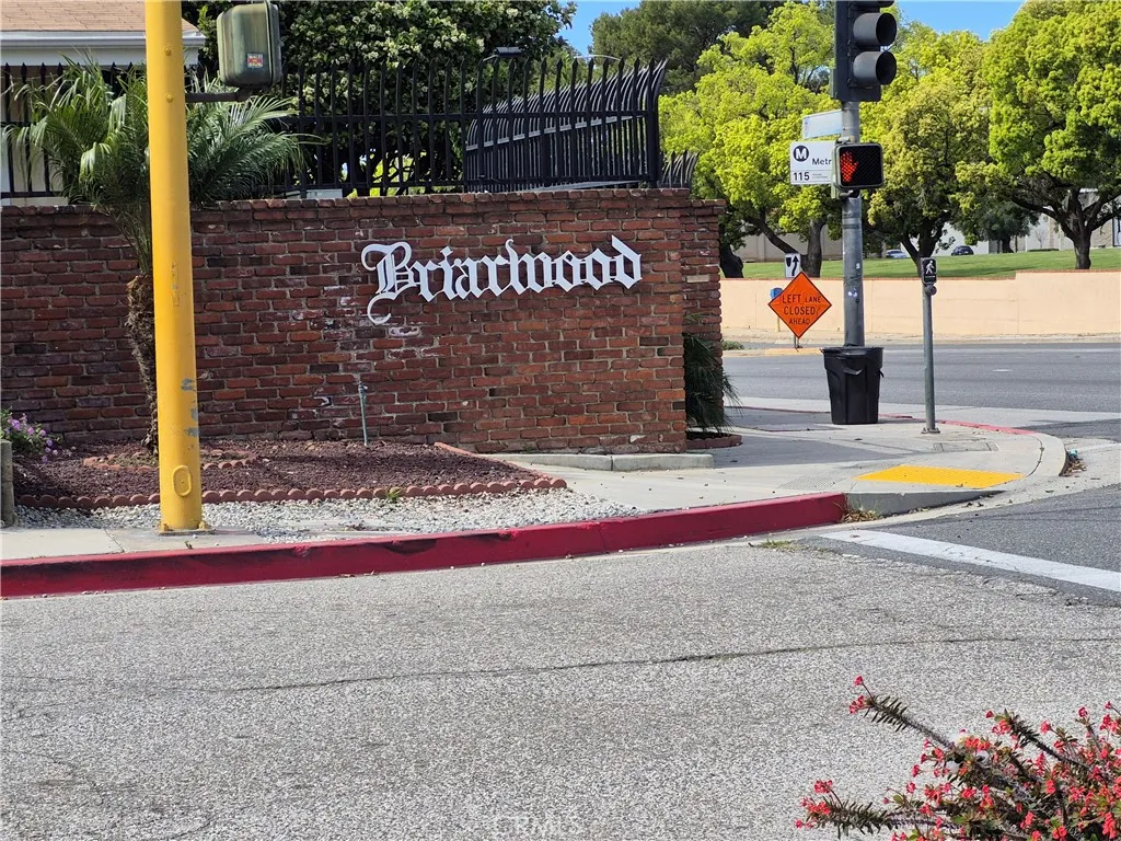 Inglewood, CA 90305