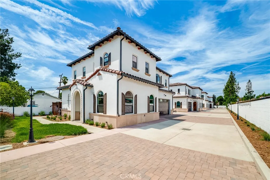 $750,000+ $750,000+