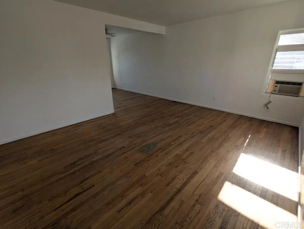 https://cdn.realtyfeed.com/cdn/127/306720791/27f5869a77eadacee86f249027d420fa.webp