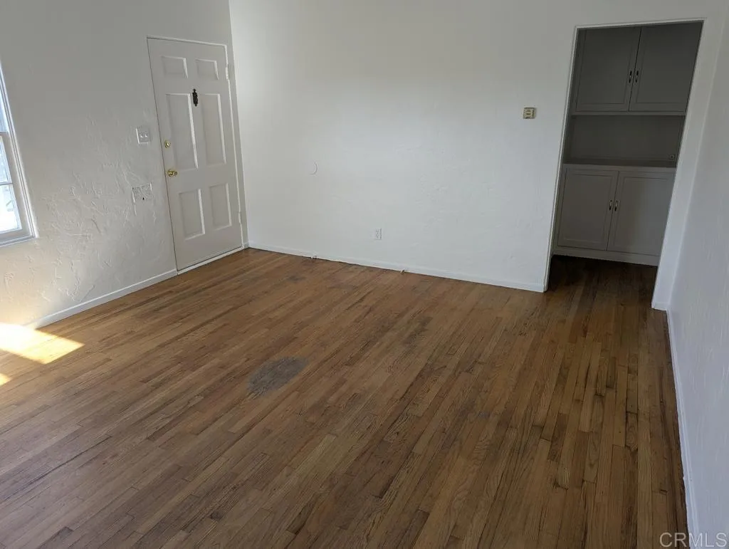 https://cdn.realtyfeed.com/cdn/127/306720791/d66819e6433f05fddf15385be82600d7.webp
