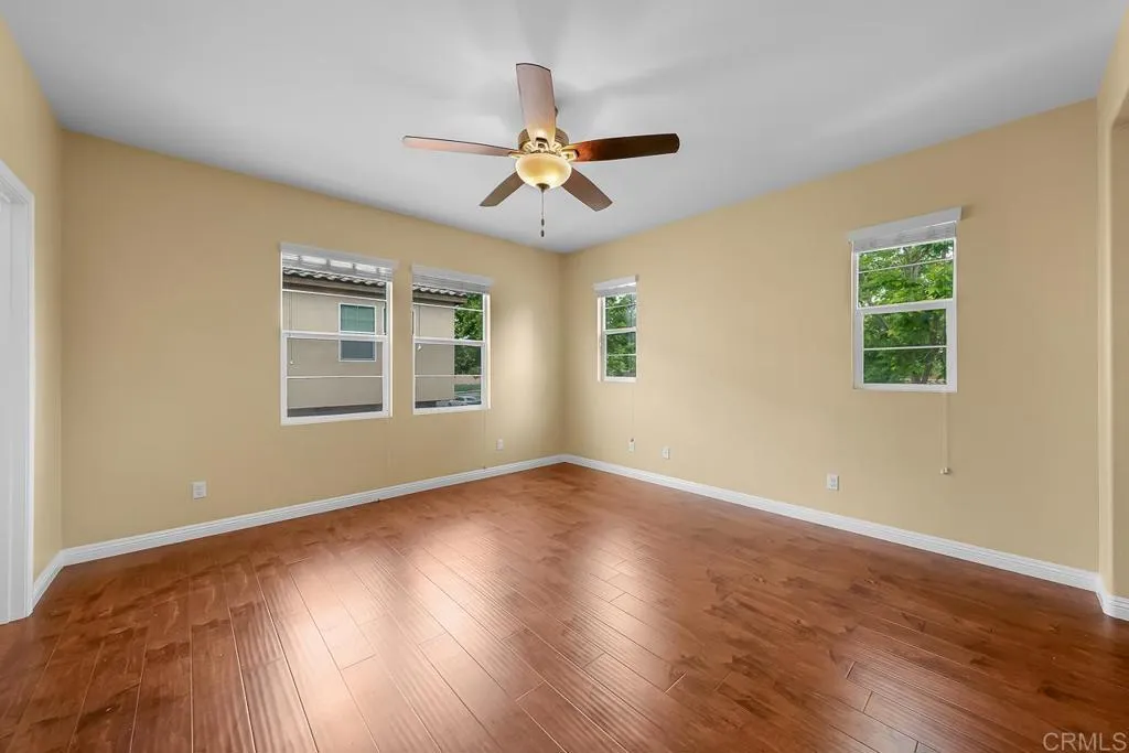 https://cdn.realtyfeed.com/cdn/127/306720820/04ac36e1f9f091dc059fd7dfe9bc52c0.webp