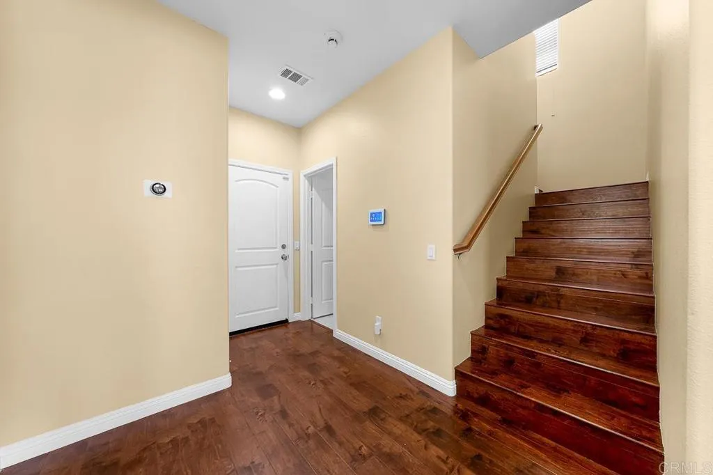https://cdn.realtyfeed.com/cdn/127/306720820/7eab54a3c7b072d7079ba28265a02025.webp