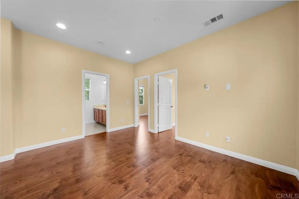 https://cdn.realtyfeed.com/cdn/127/306720820/bef0a8907d44175f1825a731682e7865.webp