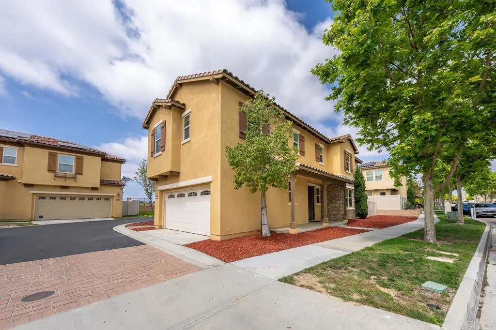 https://cdn.realtyfeed.com/cdn/127/306720820/e62365f0c5dba86a893b8392c80739c5.webp