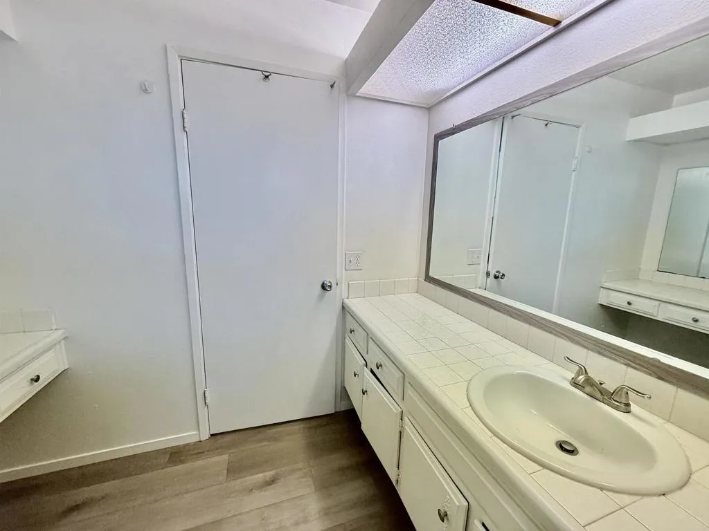 https://cdn.realtyfeed.com/cdn/127/306720925/3e00c4e129806fb0b511965e6f19cf98.webp