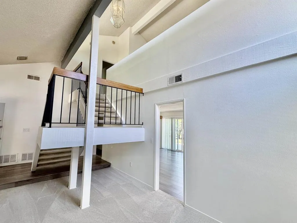 https://cdn.realtyfeed.com/cdn/127/306720925/3f4fc9646ac6e797972019a0ac10f076.webp