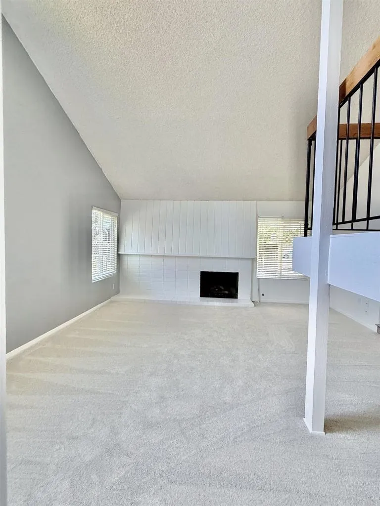 https://cdn.realtyfeed.com/cdn/127/306720925/89ad594bd97a8eaeabc57151fb179bea.webp