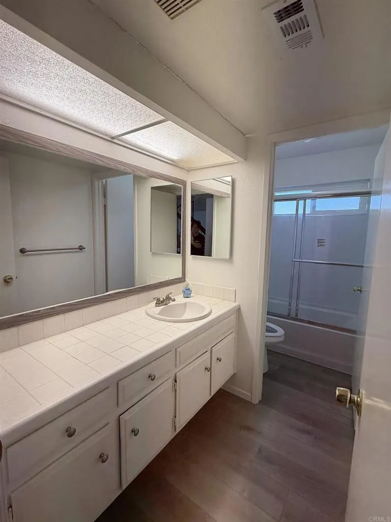 https://cdn.realtyfeed.com/cdn/127/306720925/c7e09a2d9a0b85f57f1863f67e03c1b3.webp