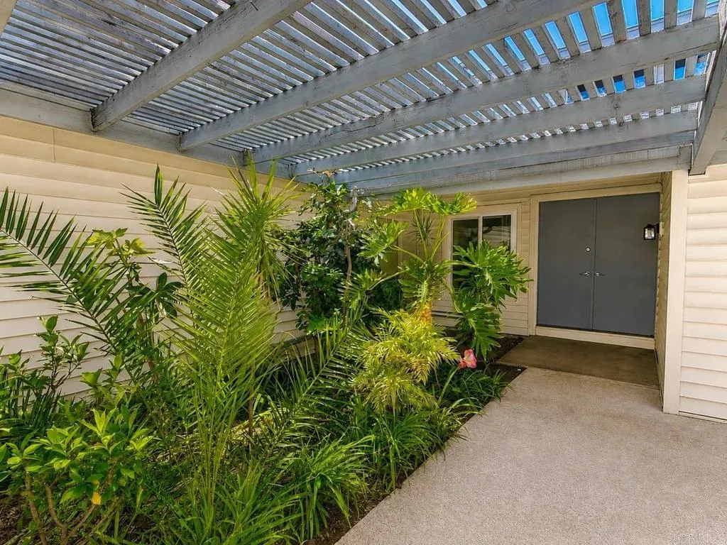 https://cdn.realtyfeed.com/cdn/127/306720925/f1a7e17d86f7afdf2110ffd802ba5a14.webp