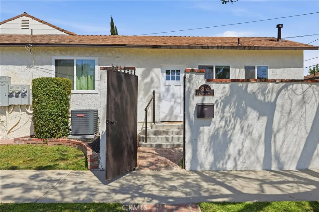 Lake Balboa, CA 91406