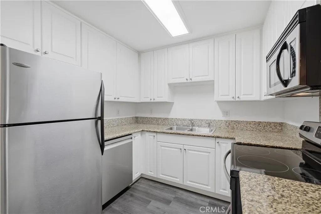 Photo #12: NP26105989 Listing: Photo #12
