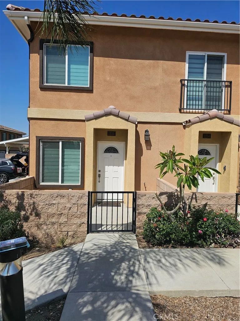 Fontana, CA 92335