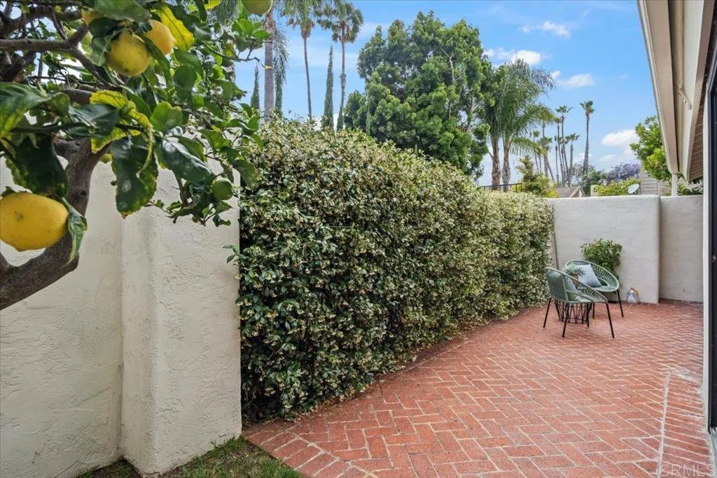 https://cdn.realtyfeed.com/cdn/127/306721024/0acfe7bae842f32653563040e402740d.webp