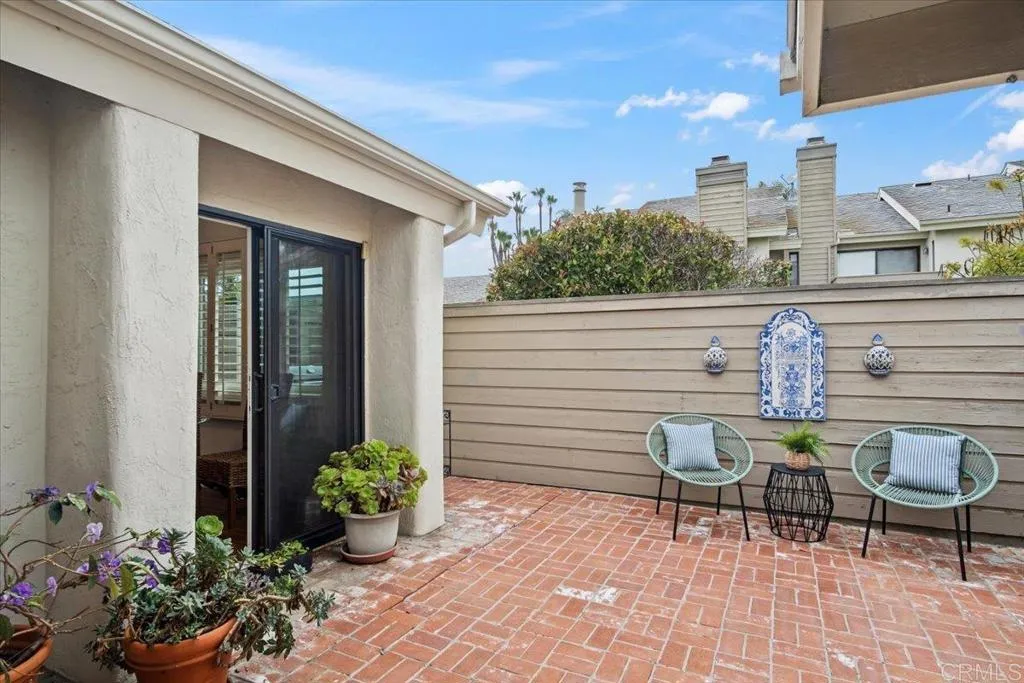 https://cdn.realtyfeed.com/cdn/127/306721024/35a0778d49207be1e48e6174fb14b7ee.webp