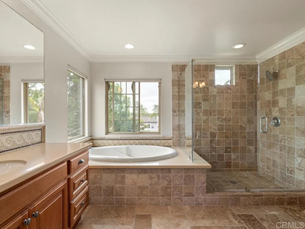 https://cdn.realtyfeed.com/cdn/127/306721033/744ca11b4463ecde3aa6575a05efda16.webp