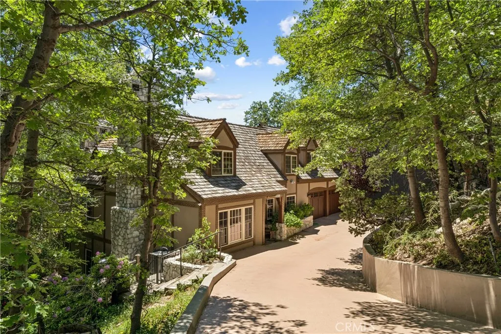 Lake Arrowhead, CA 92352