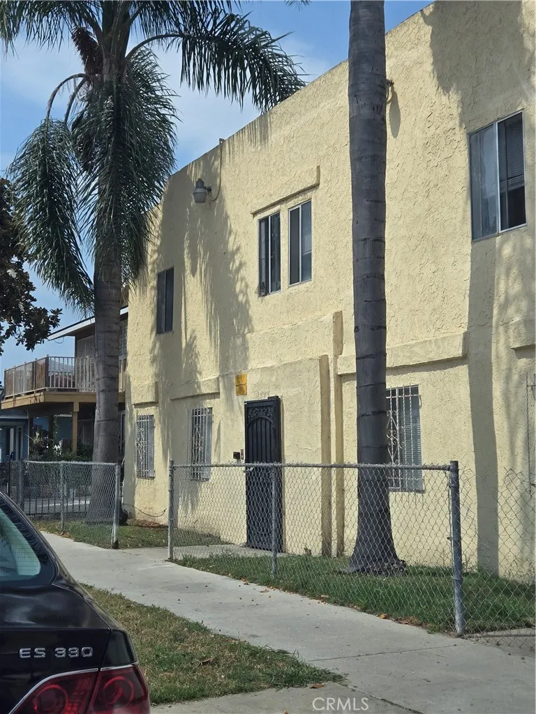 Long Beach, CA 90813