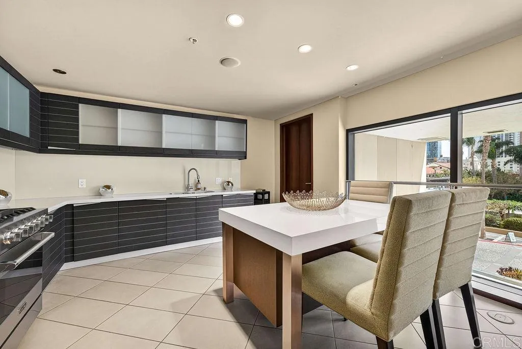 https://cdn.realtyfeed.com/cdn/127/306721192/28b5340ea988bad7fded6735bf814df2.webp