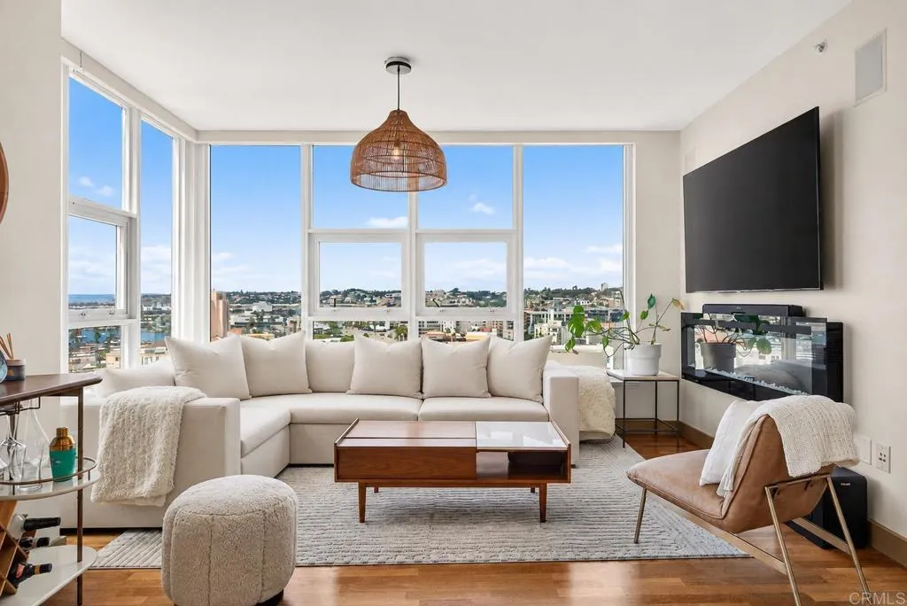 https://cdn.realtyfeed.com/cdn/127/306721192/36eab26612a45014e25c9c7a39093582.webp