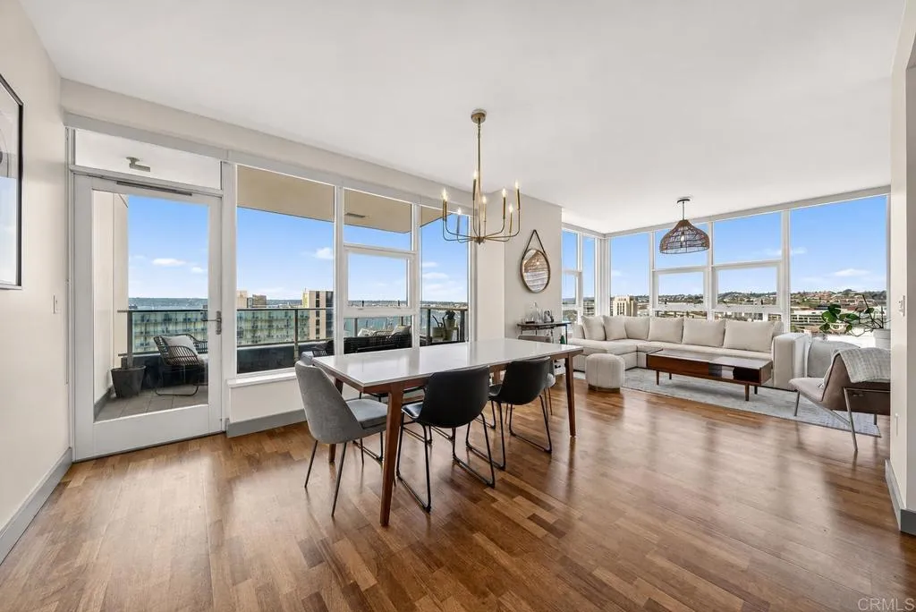 https://cdn.realtyfeed.com/cdn/127/306721192/b1e0b3a83f8ac2b905fb24b2b2fda220.webp