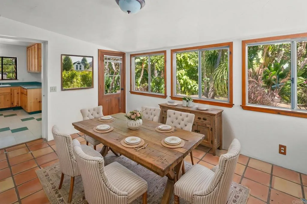 https://cdn.realtyfeed.com/cdn/127/306721200/6dd8d694321734c292854da1235366c2.webp