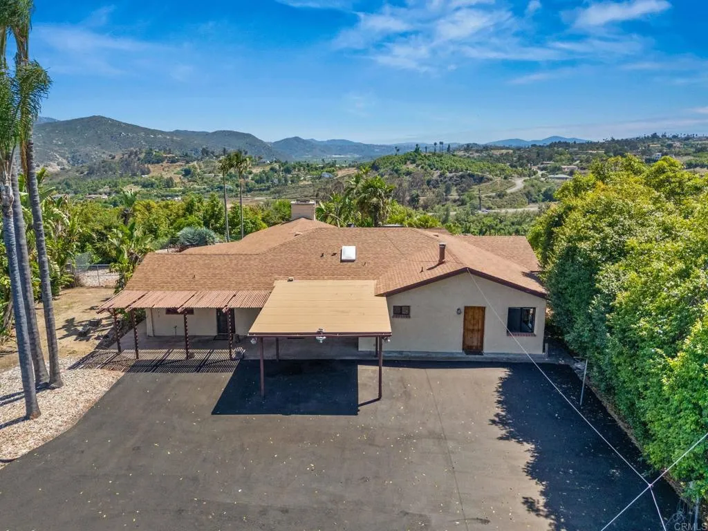 https://cdn.realtyfeed.com/cdn/127/306721200/8b28f46486fb98a08af39950ecddf0ba.webp