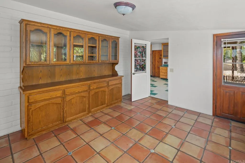https://cdn.realtyfeed.com/cdn/127/306721200/b7834e261502f8bbe3cb49183854b2c7.webp