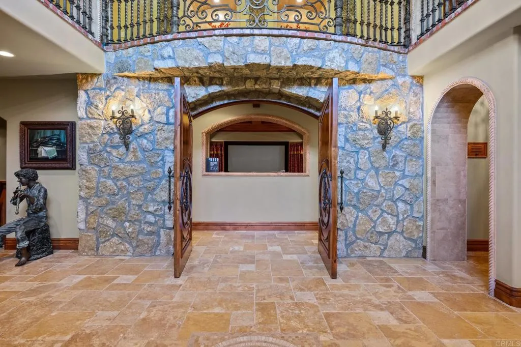 https://cdn.realtyfeed.com/cdn/127/306721288/5b95de82b22b484ad33958e82a5673ea.webp