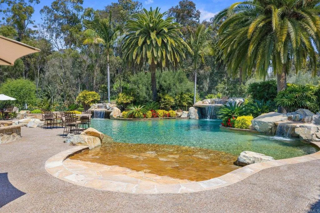 https://cdn.realtyfeed.com/cdn/127/306721288/650cf3cb5f5dc9dc5d58c3982bea2ed0.webp