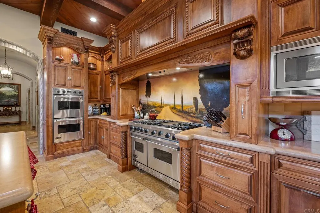 https://cdn.realtyfeed.com/cdn/127/306721288/b24344dd3b0cdb0b439fe641d96aa189.webp