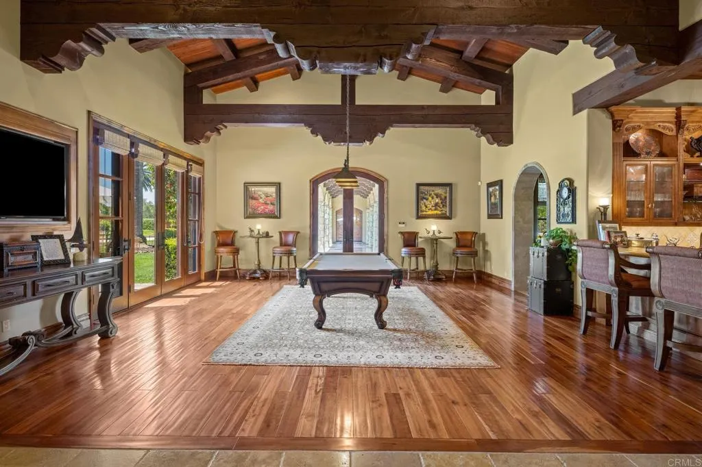 https://cdn.realtyfeed.com/cdn/127/306721288/b5cf9c8c2850ac1c06fb53521822489e.webp