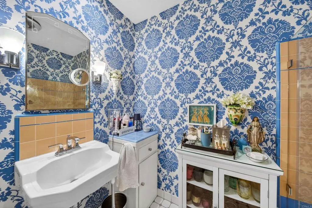 https://cdn.realtyfeed.com/cdn/127/306721350/c15467ca02e9d50d66011f8d3373facb.webp