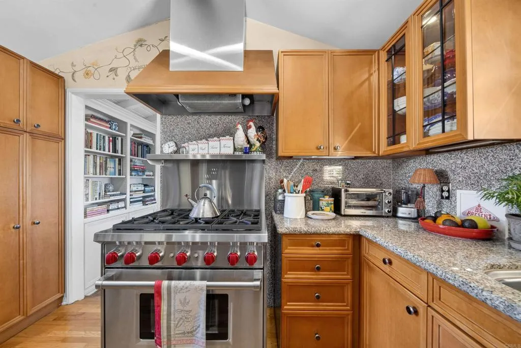 https://cdn.realtyfeed.com/cdn/127/306721350/ccd027d61efdc435470ab4775261d2a7.webp