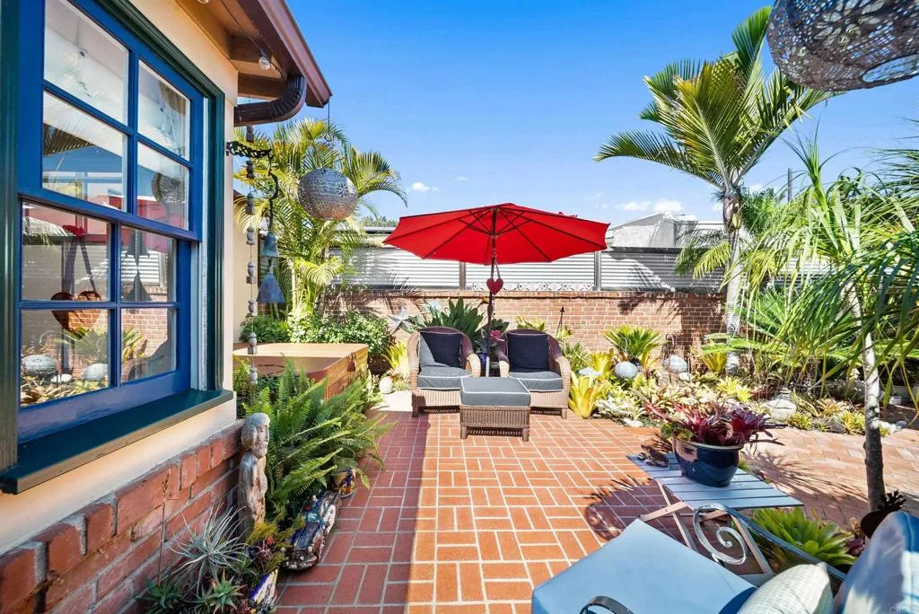 https://cdn.realtyfeed.com/cdn/127/306721350/ef5ce66c98c6558946abfcb05f3d273d.webp