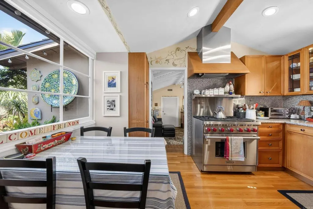 https://cdn.realtyfeed.com/cdn/127/306721350/f3e25ec9fbd4a9634dacf895318e5987.webp