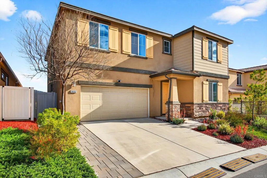 https://cdn.realtyfeed.com/cdn/127/306721363/9a6aa605e824fa5c905286e024629dd4.webp