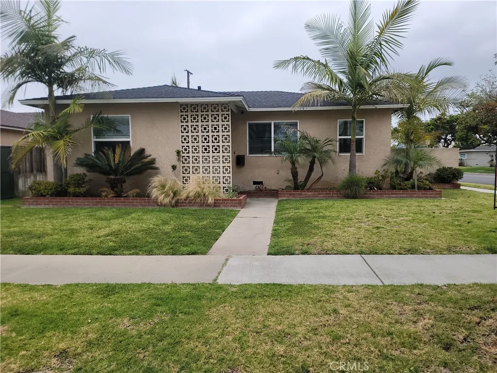 Hawthorne, CA 90250