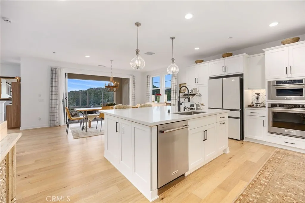 https://cdn.realtyfeed.com/cdn/127/306721394/26608323293b4fa425b6fc66948bf74c.webp