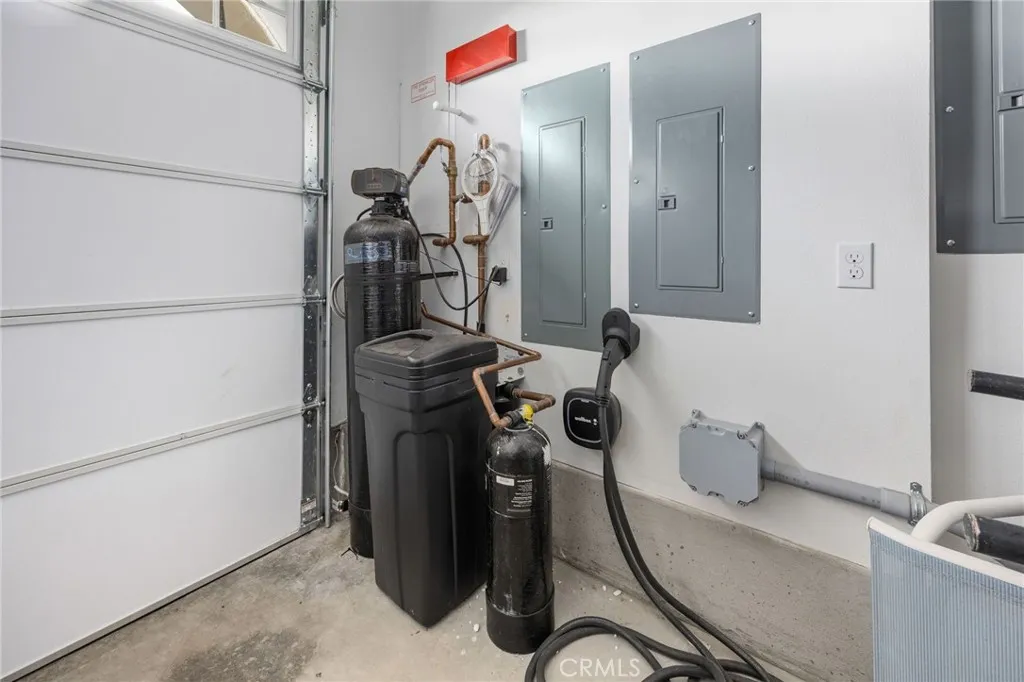 https://cdn.realtyfeed.com/cdn/127/306721394/297586bb224f9ce84ebb8a182fea7560.webp