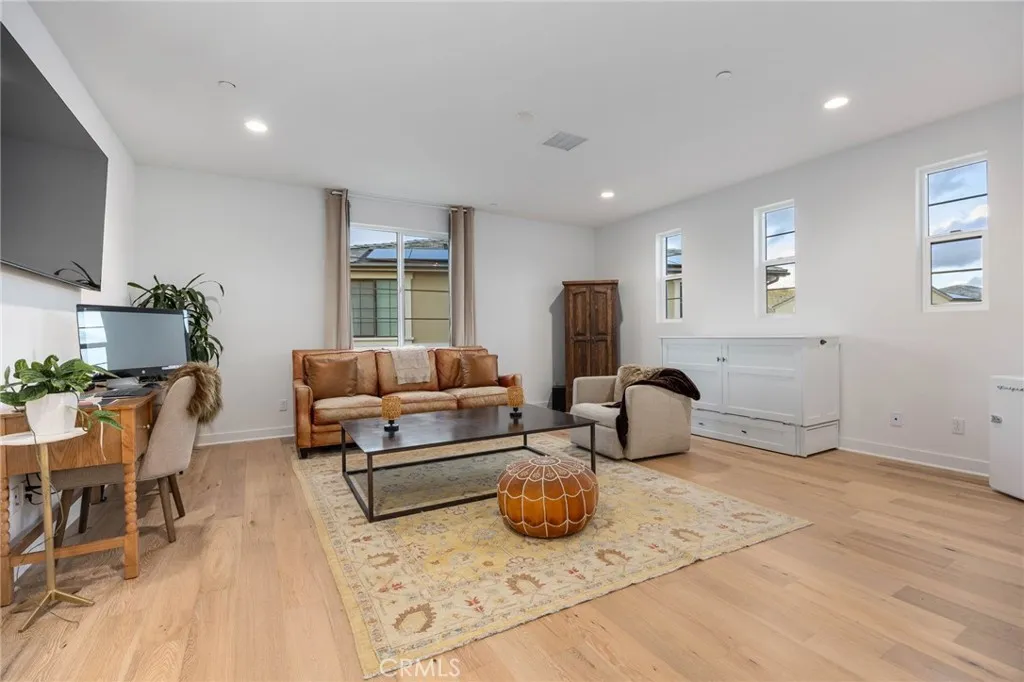 https://cdn.realtyfeed.com/cdn/127/306721394/4a7e18e585a056759a8e57cf56c079f5.webp