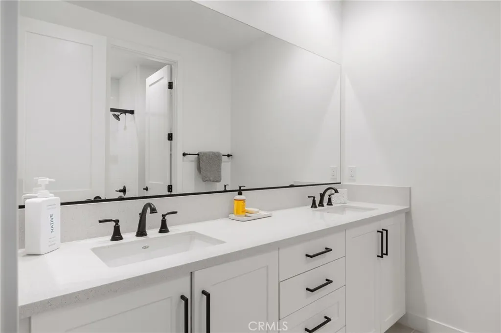 https://cdn.realtyfeed.com/cdn/127/306721394/5bc90ca03b5f3ebaf3aa6202146f2a9f.webp