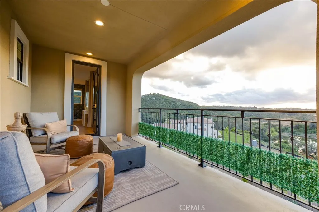https://cdn.realtyfeed.com/cdn/127/306721394/5d8b308c6f261f8c5b9481986fb199c0.webp