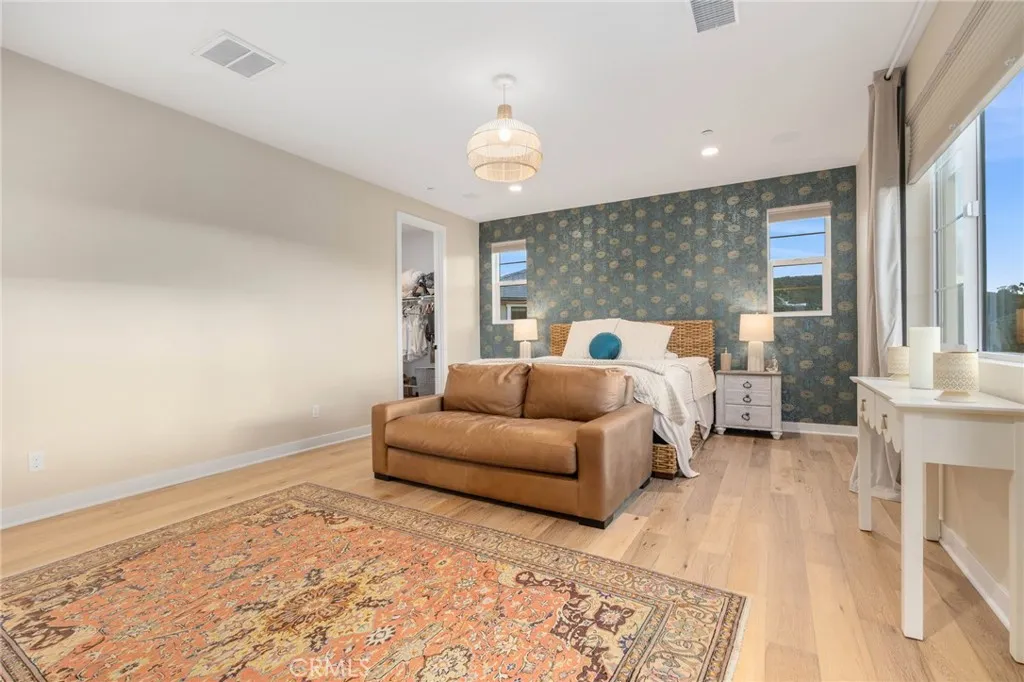 https://cdn.realtyfeed.com/cdn/127/306721394/61903a9d51e2cc7def3e12a5699fc4ef.webp