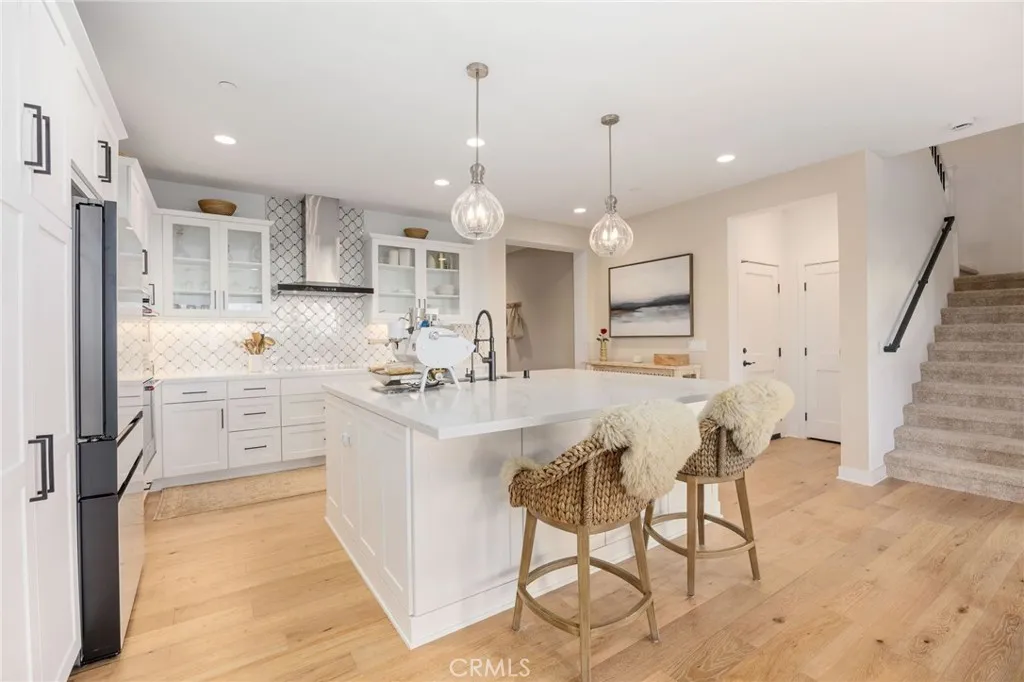 https://cdn.realtyfeed.com/cdn/127/306721394/b4a9b70749d28379ffcaaf079aaadecd.webp