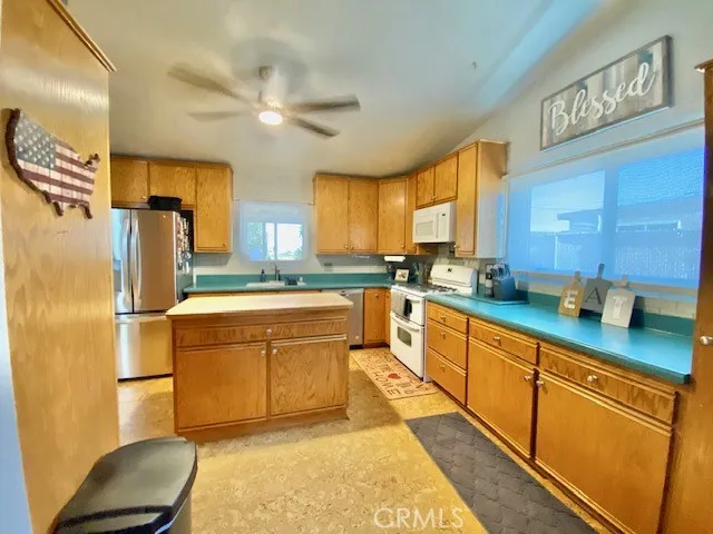 5971 Rose Ellen, 29 Palms, CA 92277 - Photo 5 of 15, 29 Palms, CA