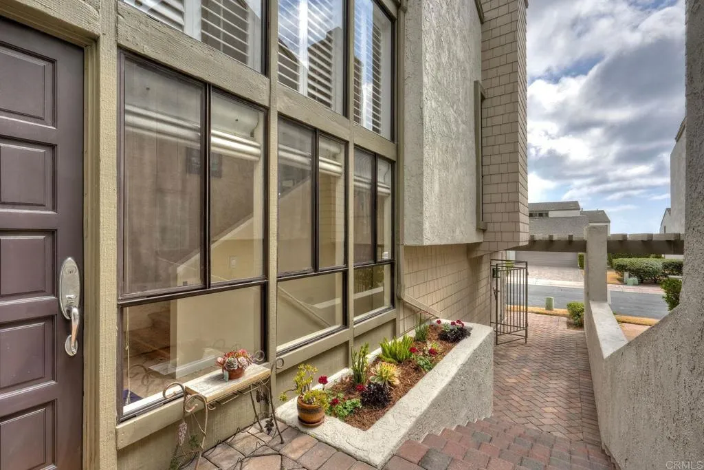 https://cdn.realtyfeed.com/cdn/127/306721413/9215479637908fa5671d3f98c11e0d09.webp