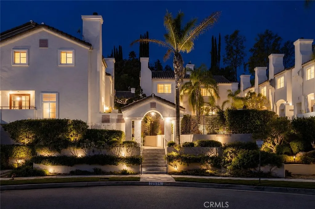 Calabasas, CA 91302