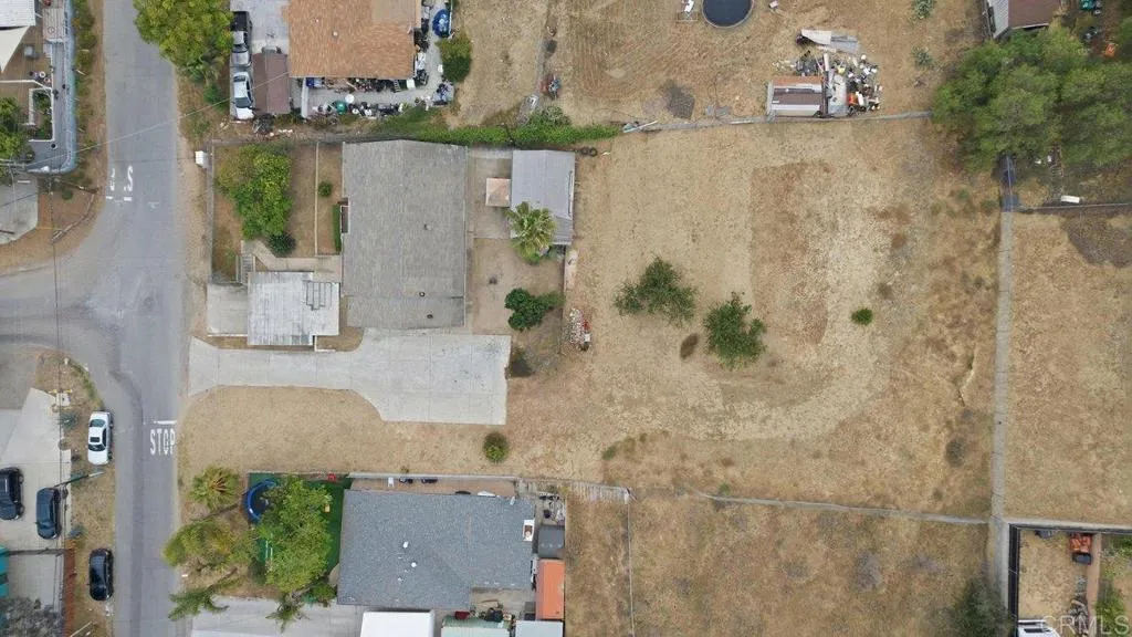 https://cdn.realtyfeed.com/cdn/127/306721456/0a295b90af77ce7fbc0e2f102ad27d3f.webp