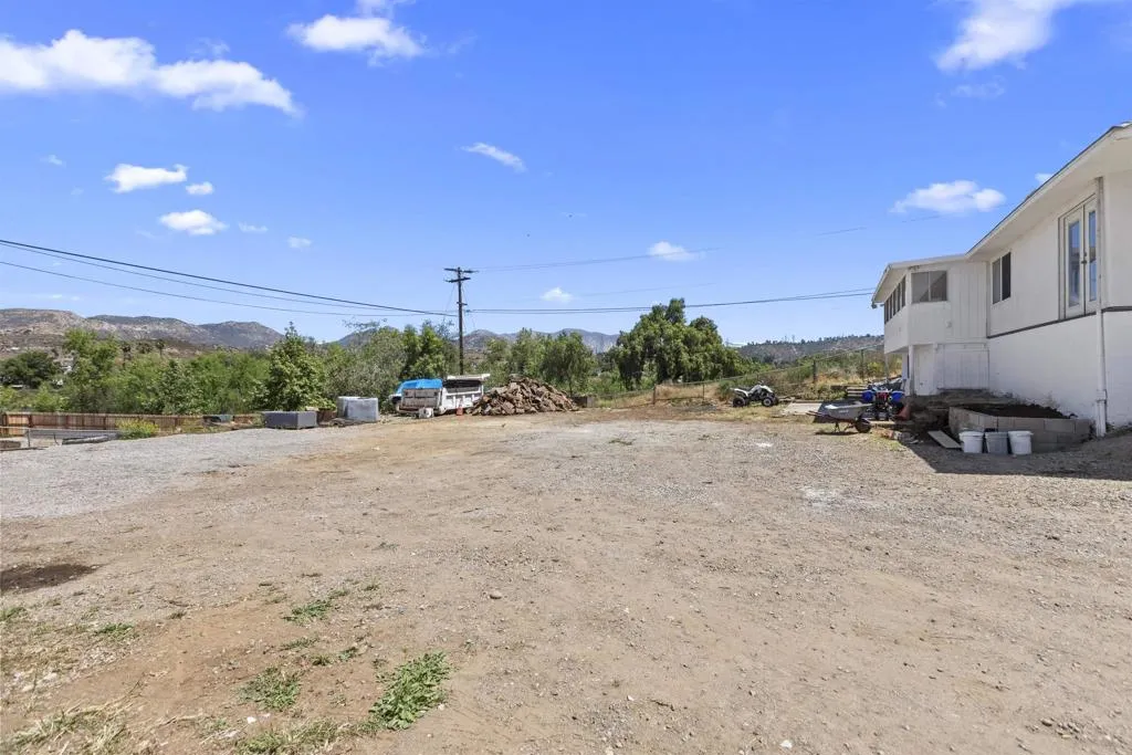 https://cdn.realtyfeed.com/cdn/127/306721457/27c8b5df8ec1edad60f23e9e8a8016a6.webp
