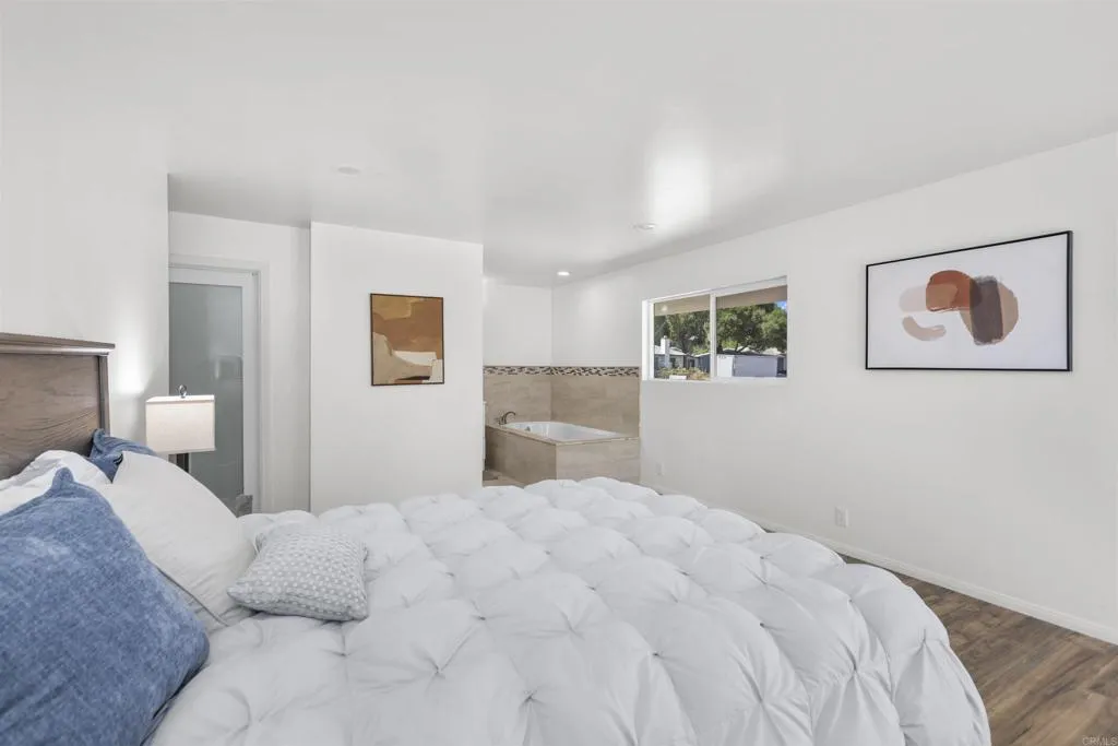 https://cdn.realtyfeed.com/cdn/127/306721457/4efd44cc555eb0f68530cc586c4b0651.webp